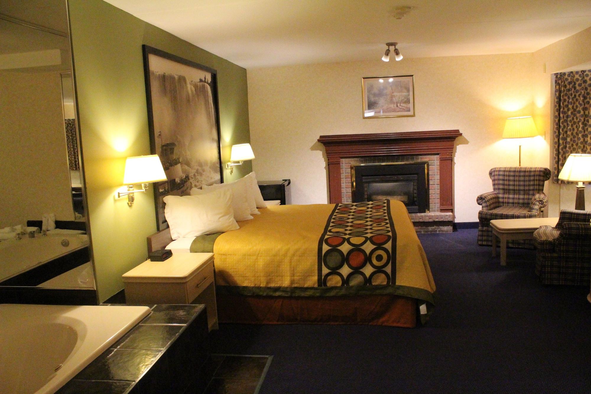 Super 8 By Wyndham North * Niagara Falls