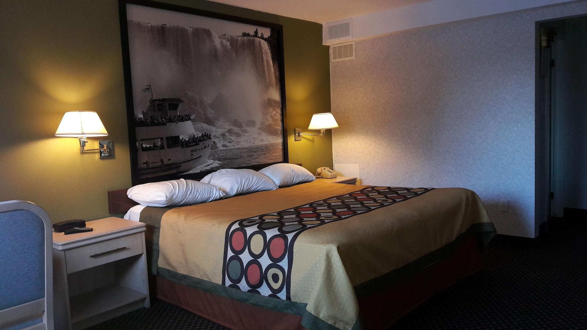 Super 8 By Wyndham North *