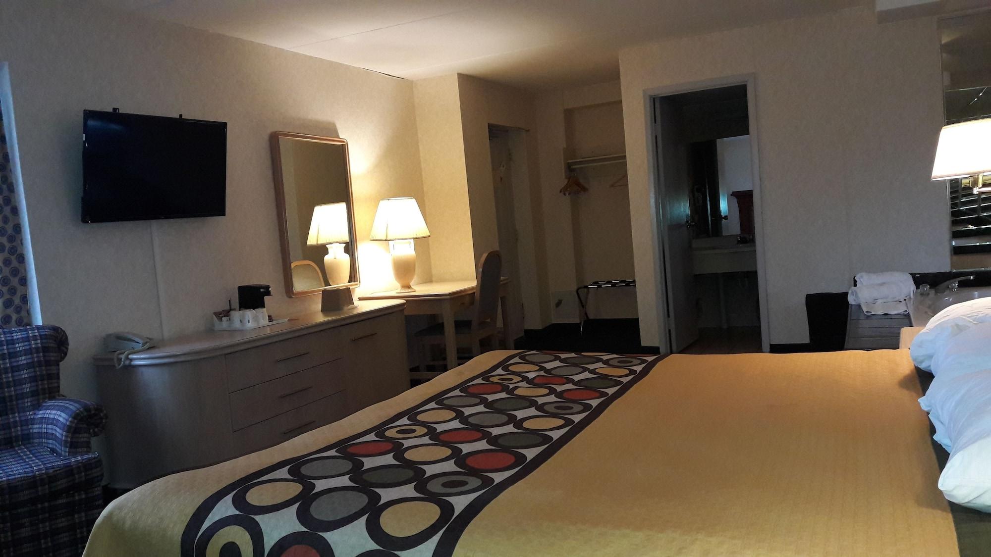Hotel Super 8 By Wyndham North *